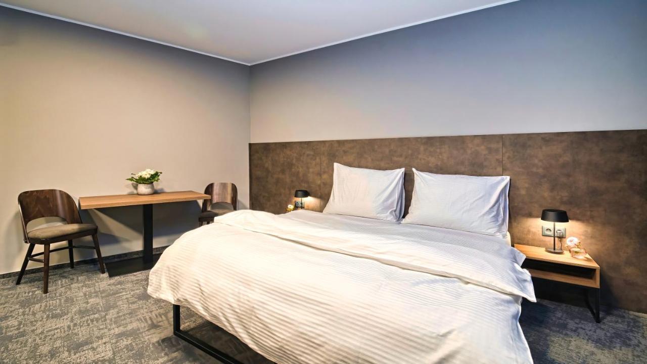 Aba Apartments Olomouc Buitenkant foto