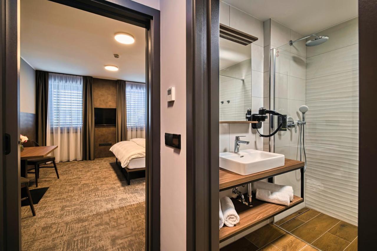Aba Apartments Olomouc Buitenkant foto