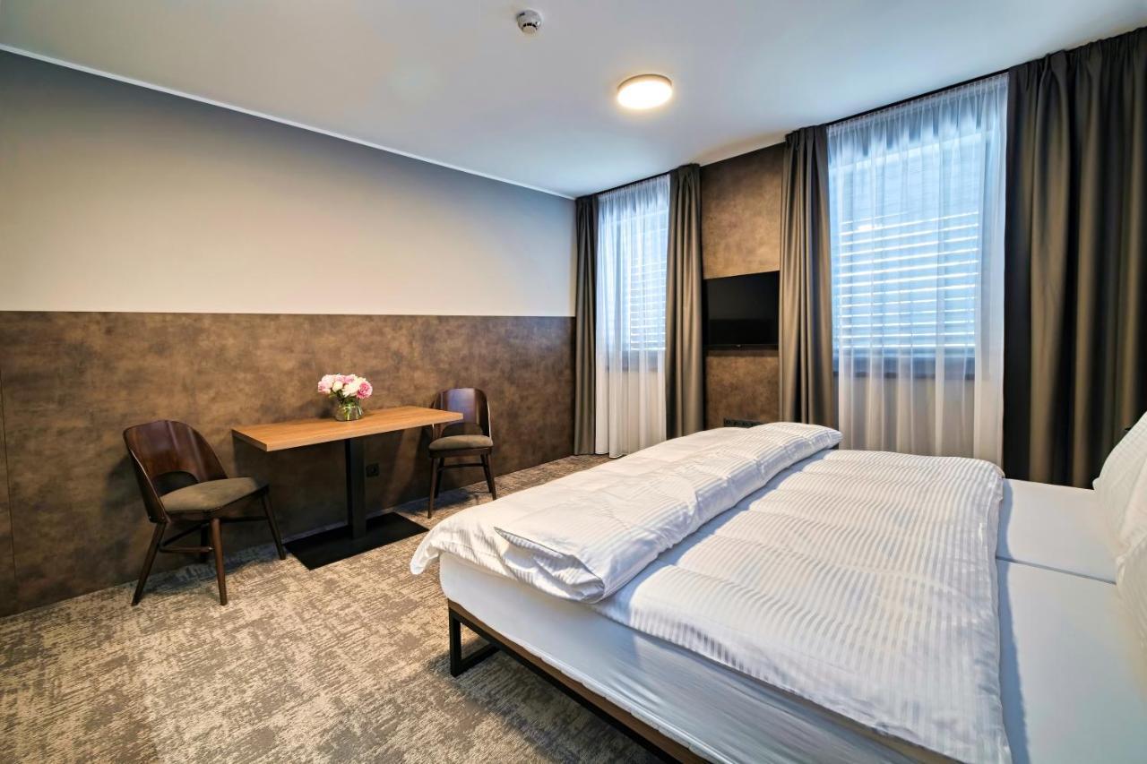 Aba Apartments Olomouc Buitenkant foto